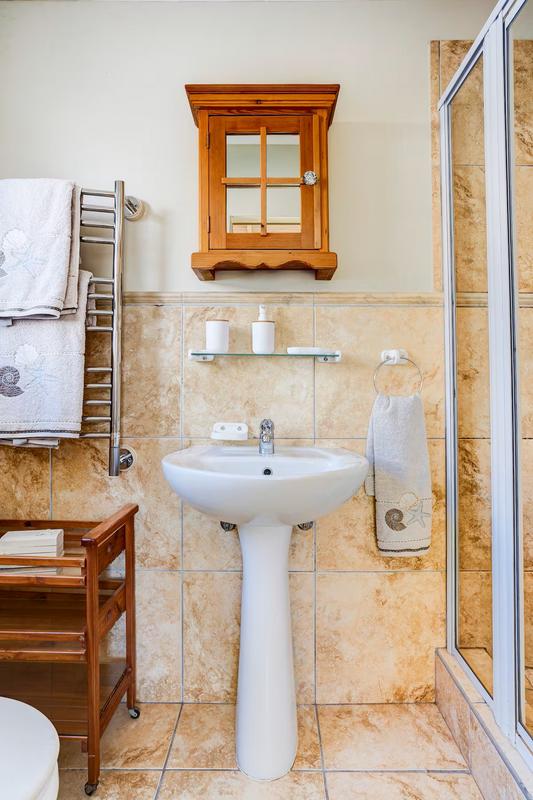 To Let 3 Bedroom Property for Rent in Shelley Point Western Cape